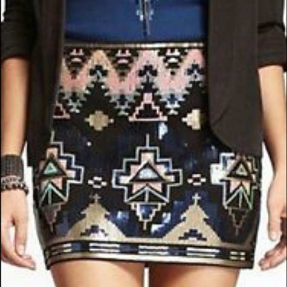 Express sequin tribal print mini skirt Large - Picture 1 of 9